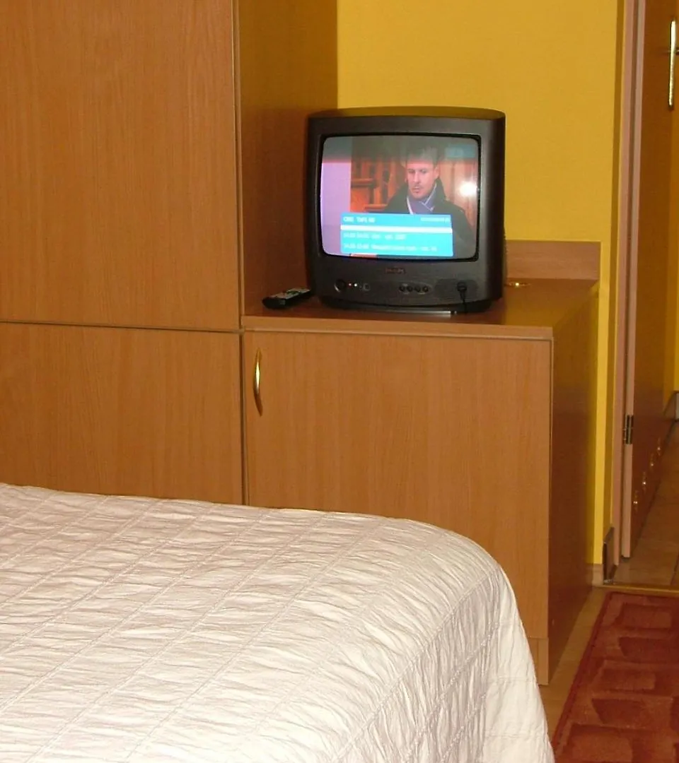 Bed & Breakfast Dom Goscinny Pod Brzozami Poznan
