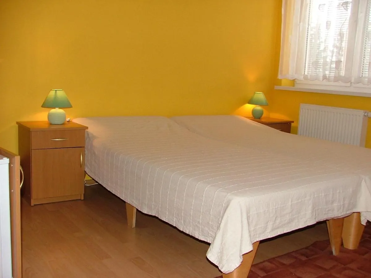 Dom Goscinny Pod Brzozami Poznan Bed & Breakfast