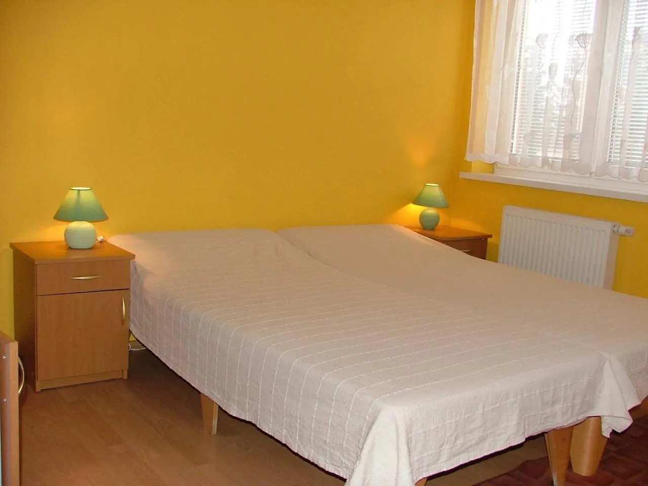 Bed & Breakfast Dom Goscinny Pod Brzozami Poznan Poland