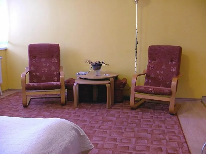 Bed & Breakfast Dom Goscinny Pod Brzozami Poznan